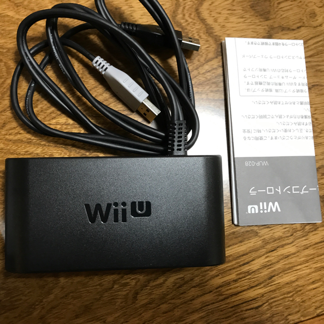 Wii U(ウィーユー)のWiiU ゲームキューブコントローラ接続タップ エンタメ/ホビーのゲームソフト/ゲーム機本体(家庭用ゲーム機本体)の商品写真