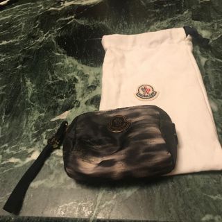 モンクレール(MONCLER)のMONCLER ポーチ デジカメケース(ポーチ)