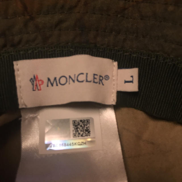 MONCLER(モンクレール)のモンクレール MONCLER ハット 迷彩柄 レディースの帽子(ハット)の商品写真