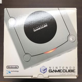 ニンテンドーゲームキューブ(ニンテンドーゲームキューブ)の大滝様専用 ゲームキューブ 本体 シルバー 美品(家庭用ゲームソフト)