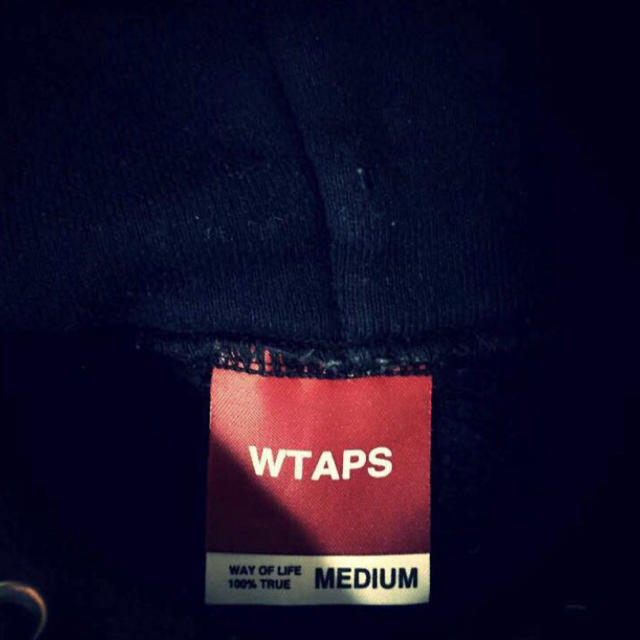 W)taps(ダブルタップス)のWTAPS RISING SUN パーカー 黒 M メンズのトップス(パーカー)の商品写真