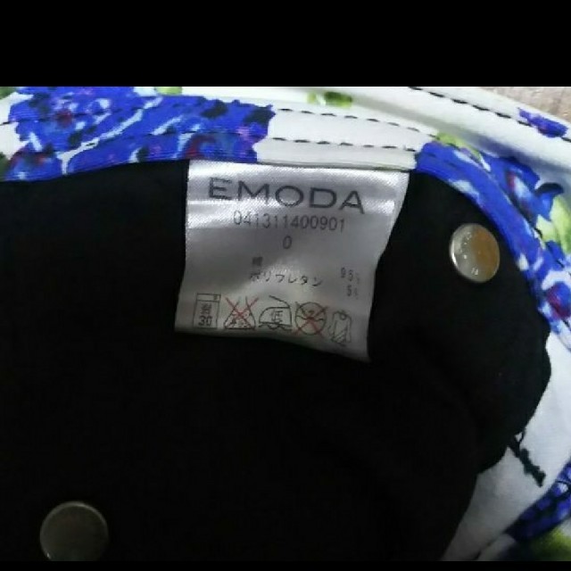 EMODA(エモダ)のEMODA 花柄パギンス レディースのパンツ(カジュアルパンツ)の商品写真