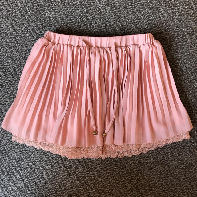 CECIL McBEE(セシルマクビー)の3月8日前後削除   プリーツスカート Msize レディースのスカート(ミニスカート)の商品写真