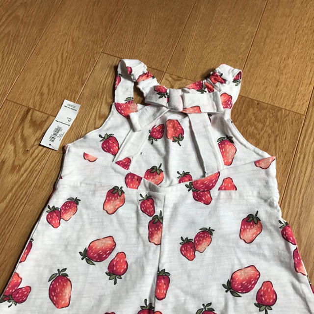 Old Navy(オールドネイビー)のいちごオールインワン キッズ/ベビー/マタニティのキッズ服女の子用(90cm~)(パンツ/スパッツ)の商品写真