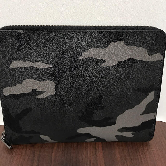COACH - 売約済み☆美品☆COACH 迷彩柄 クラッチバッグの通販 by
