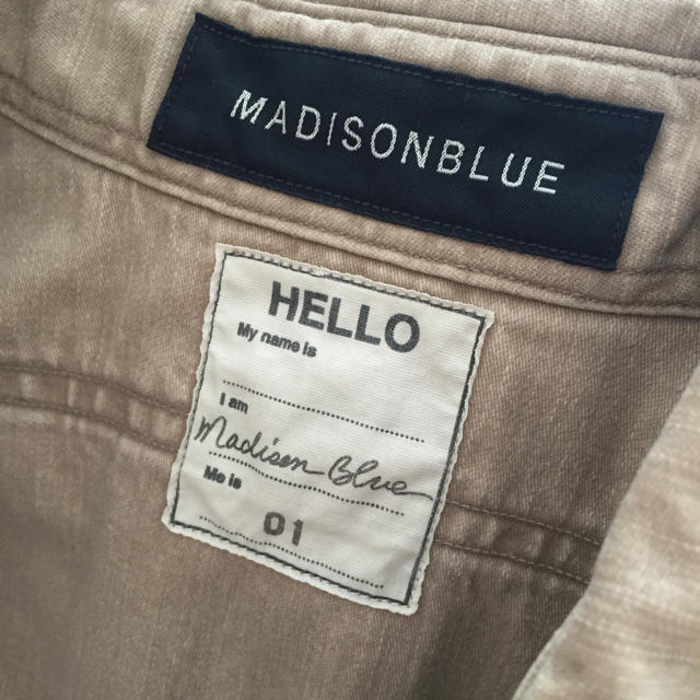 MADISONBLUE(マディソンブルー)のsale! マディソンブルー ハンプトン バックサテンシャツ レディースのトップス(シャツ/ブラウス(長袖/七分))の商品写真