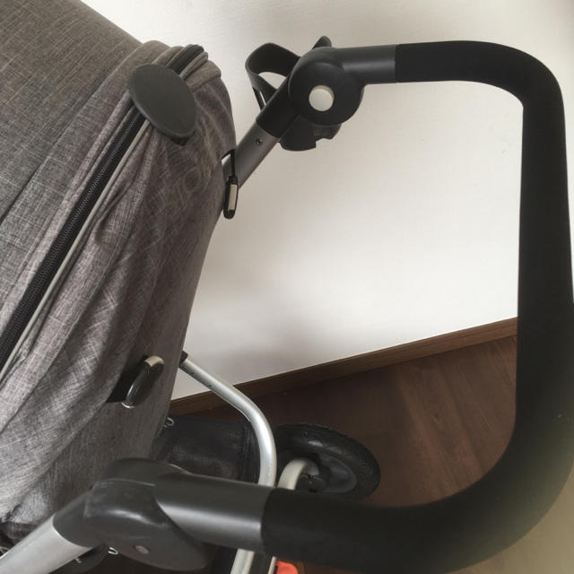 Stokke(ストッケ)のりい様専用 ストッケ スクート2 ベビーカー stokke scoot2 キッズ/ベビー/マタニティの外出/移動用品(ベビーカー/バギー)の商品写真