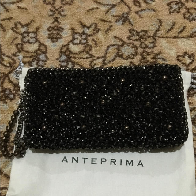 アンテプリマ長財布