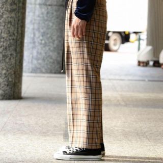 バーバリー(BURBERRY)のJUNRED BURBERRY チェックパンツ ワイドパンツ ZOZO即完売(チノパン)