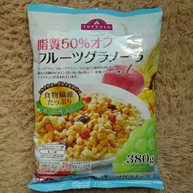 AEON(イオン)のフルーツグラノーラ 食品/飲料/酒の食品(その他)の商品写真