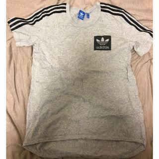 アディダス(adidas)のアディダス Tシャツ(Tシャツ/カットソー(半袖/袖なし))