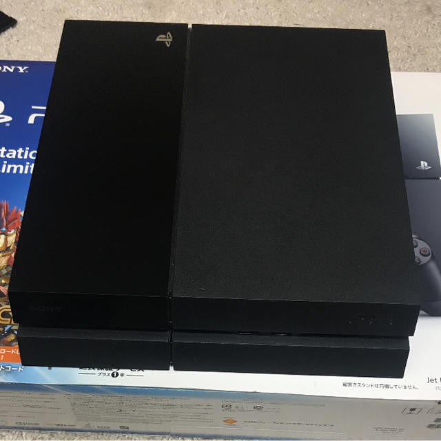 NEO様専用 PS4 エンタメ/ホビーのゲームソフト/ゲーム機本体(家庭用ゲーム機本体)の商品写真