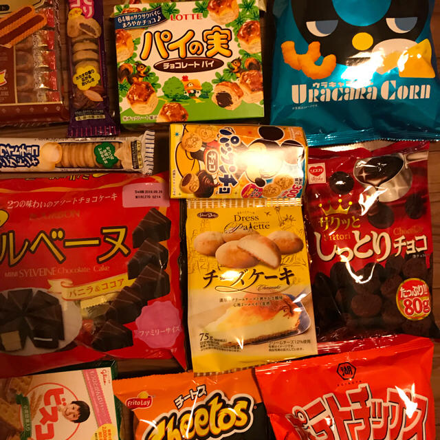 お菓子詰め合わせ 大量 食品/飲料/酒の食品(菓子/デザート)の商品写真