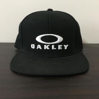 オークリー(Oakley)のOAKLEY キャップ(キャップ)