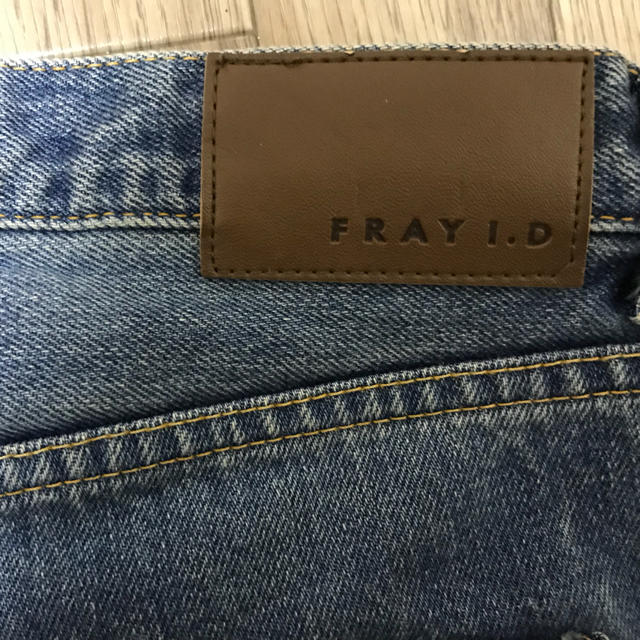 FRAY I.D(フレイアイディー)のFRAYI.D レディースのパンツ(デニム/ジーンズ)の商品写真