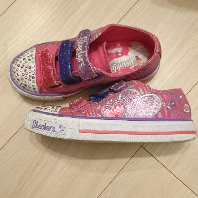 SKECHERS(スケッチャーズ)のゆーきょ様専用☆スケッチャーズ☆光るスニーカー 19㎝ キッズ/ベビー/マタニティのキッズ靴/シューズ(15cm~)(スニーカー)の商品写真