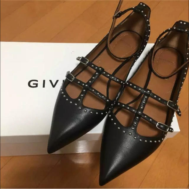 GIVENCHY - GIVENCHY フラットシューズの通販 by yukko's shop