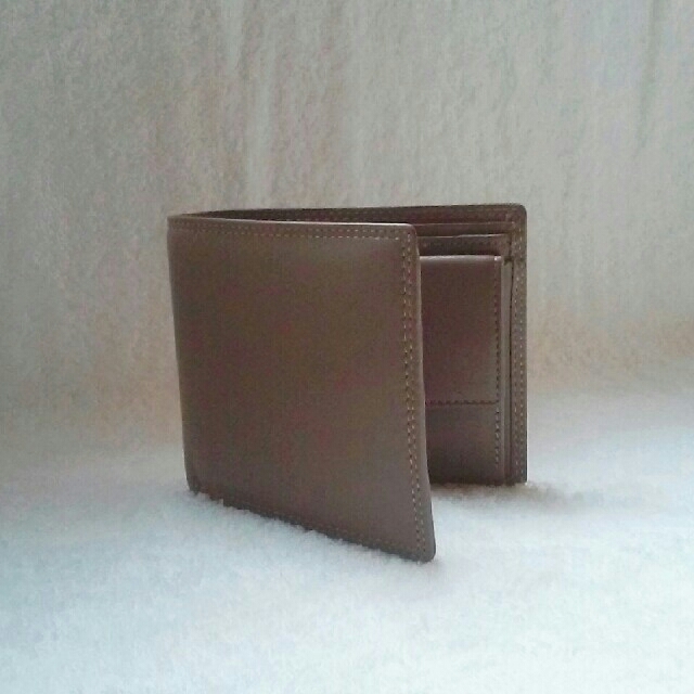 《未使用》二つ折り 財布 レディースのファッション小物(財布)の商品写真