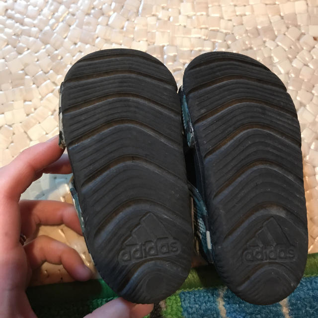 adidas(アディダス)のサンダル キッズ/ベビー/マタニティのベビー靴/シューズ(~14cm)(その他)の商品写真