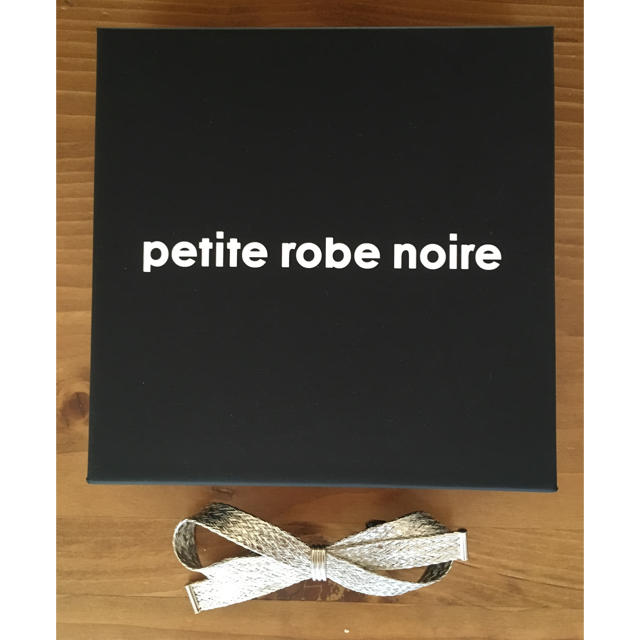 petite robe noire(プティローブノアー)のタビ様専用  petie robe noir リボンバレッタ レディースのヘアアクセサリー(バレッタ/ヘアクリップ)の商品写真