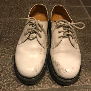 ドクターマーチン(Dr.Martens)のイエローステッチ ホワイトマーチン(ローファー/革靴)