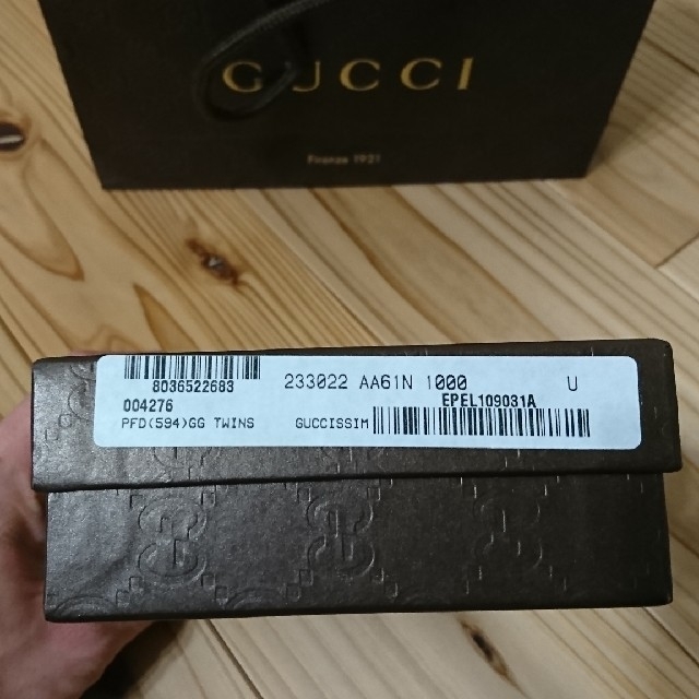 Gucci(グッチ)のGUCCI 二つ折り財布 レディースのファッション小物(財布)の商品写真