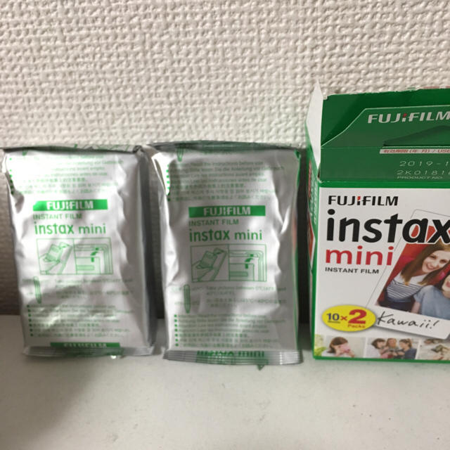 富士フイルム(フジフイルム)のFUJIFILM instax mini  スマホ/家電/カメラのカメラ(フィルムカメラ)の商品写真