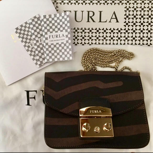 FURLA メトロポリスレディース