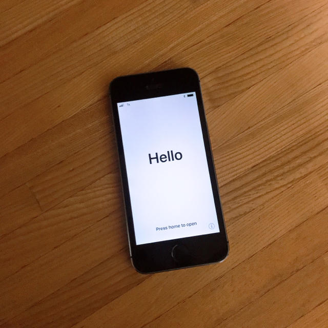 Apple(アップル)のiPhone5s スマホ/家電/カメラのスマートフォン/携帯電話(スマートフォン本体)の商品写真