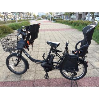 ヤマハ(ヤマハ)の2016年 YAMAHA PAS Babby 子供2人乗せ椅子付電動自転車　美品(自転車本体)