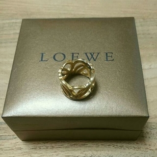 ロエベ ロゴ リング(指輪)の通販 3点 | LOEWEのレディースを買うならラクマ