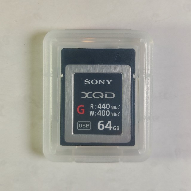 SONY(ソニー)のSONY XQDカード 64GB スマホ/家電/カメラのスマートフォン/携帯電話(その他)の商品写真