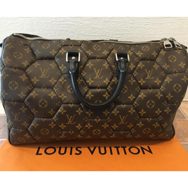 LOUIS VUITTON(ルイヴィトン)のヴィトン 09F/W エクサゴン キーポル45バンドリエール メンズのバッグ(ボストンバッグ)の商品写真