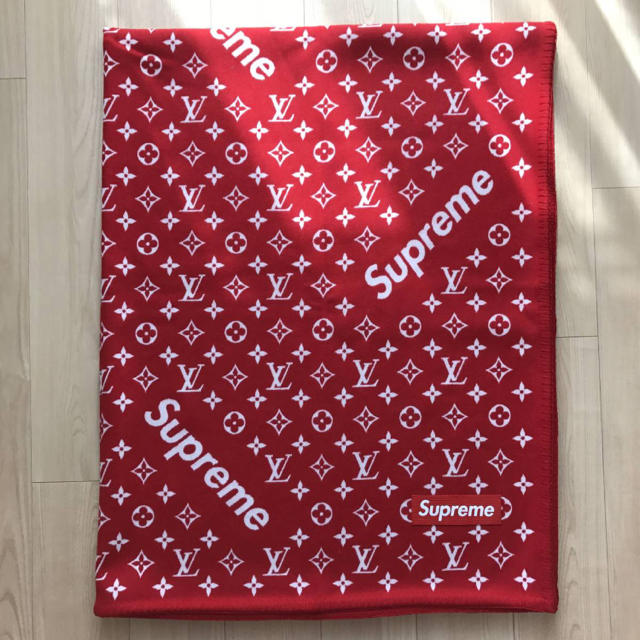 LOUIS VUITTON(ルイヴィトン)のルイヴィトン×シュプリームSupreme LouisVuittonブランケット  メンズのファッション小物(その他)の商品写真