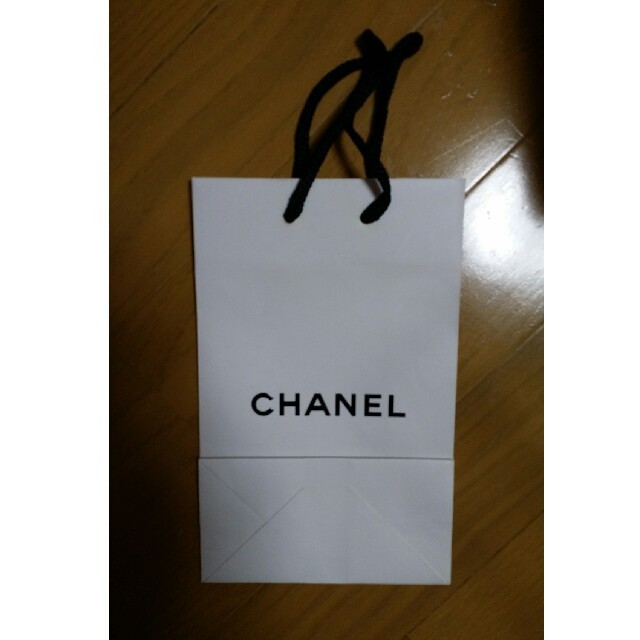 CHANEL(シャネル)のCHANEL シャネル shop bag レディースのバッグ(ショップ袋)の商品写真