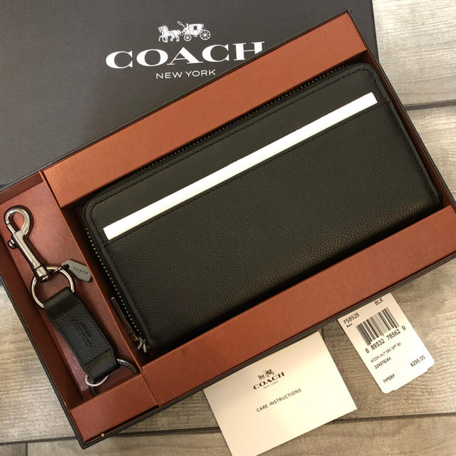 COACH(コーチ)のCOACH コーチ メンズ  長財布 キーリング 箱セット ブラック メンズのファッション小物(長財布)の商品写真