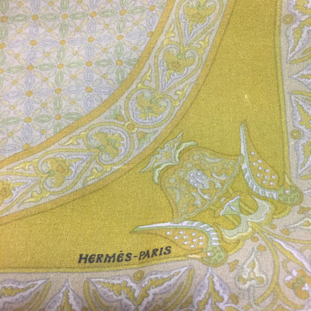 Hermes(エルメス)の値下げ！エルメスハンカチチーフ メンズのファッション小物(ハンカチ/ポケットチーフ)の商品写真