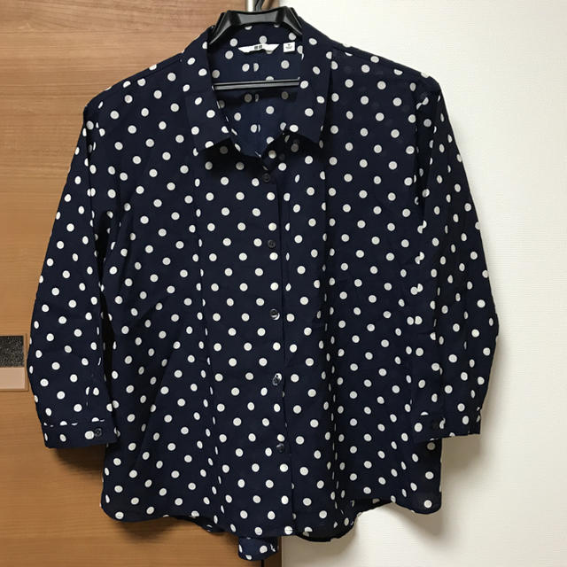 UNIQLO(ユニクロ)のブラウス レディースのトップス(シャツ/ブラウス(長袖/七分))の商品写真