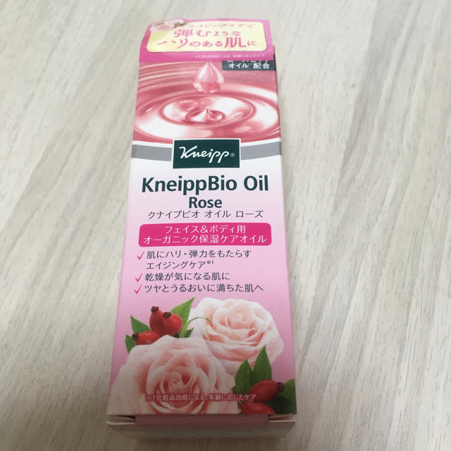 Kneipp(クナイプ)のここりゅう様専用！クナイプ ビオオイル ローズ 100ml コスメ/美容のボディケア(ボディオイル)の商品写真