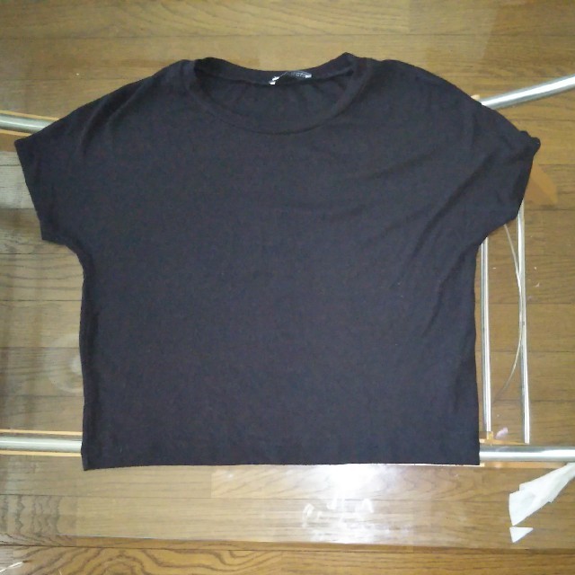 ZARA(ザラ)のＺＡＲＡ ショート丈Tシャツ レディースのトップス(Tシャツ(半袖/袖なし))の商品写真