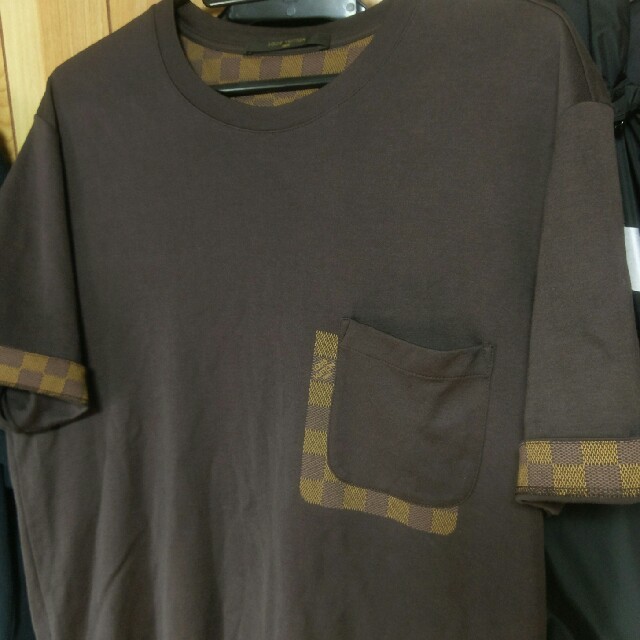 LOUIS VUITTON(ルイヴィトン)のルイヴィトン ダミエ柄 Tシャツ Supreme Y-3 グッチ キャップ メンズのトップス(Tシャツ/カットソー(半袖/袖なし))の商品写真