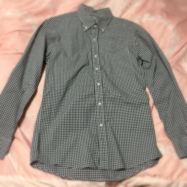 UNIQLO(ユニクロ)の☆ユニクロ☆メンズチェックシャツ☆ レディースのトップス(シャツ/ブラウス(長袖/七分))の商品写真