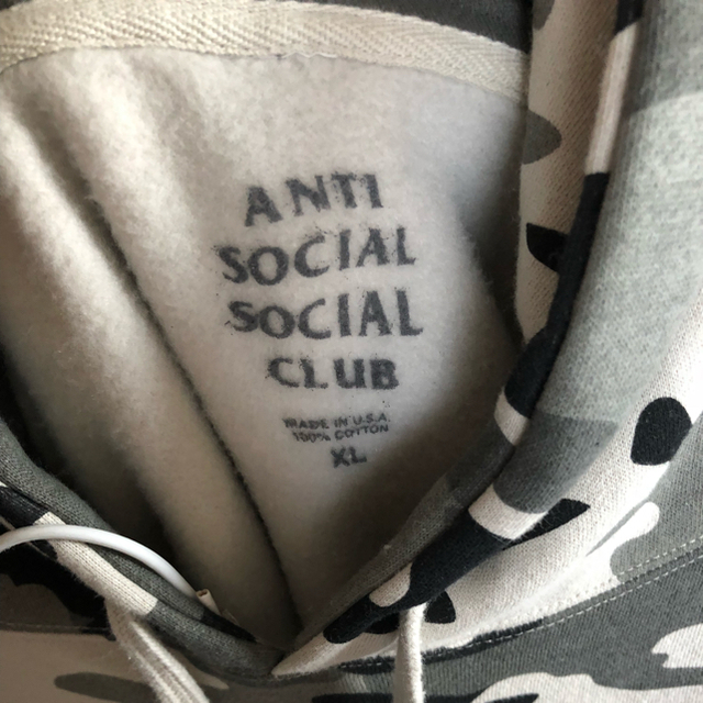 ANTI(アンチ)のantisocialsocialclubパーカー メンズのトップス(パーカー)の商品写真