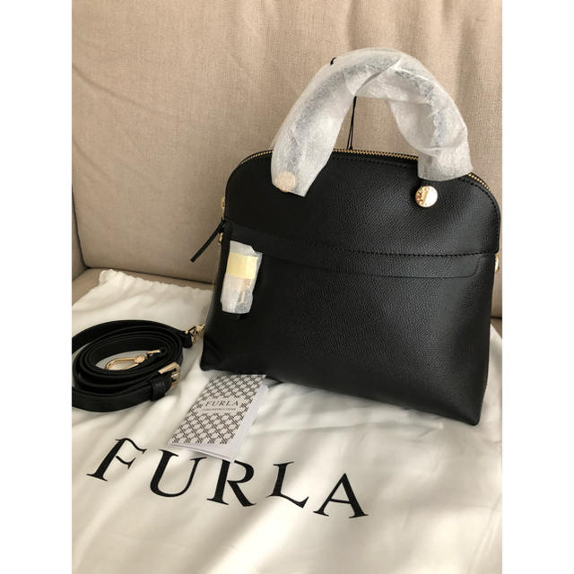 新品✳︎FURLA PIPER Sレディース