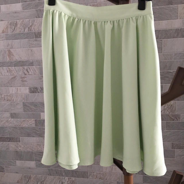CECIL McBEE(セシルマクビー)のセシル フレアースカート レディースのスカート(ひざ丈スカート)の商品写真