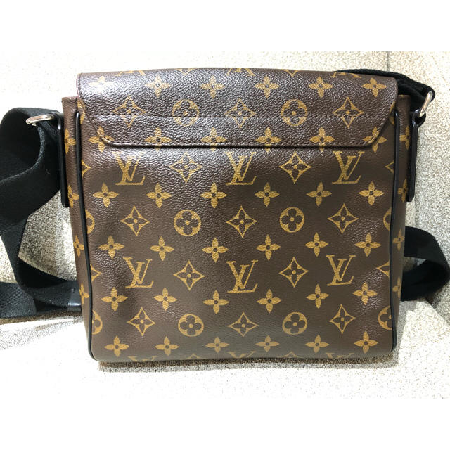 LOUIS VUITTON(ルイヴィトン)の美品♡ディストリクトPM メンズのバッグ(ショルダーバッグ)の商品写真