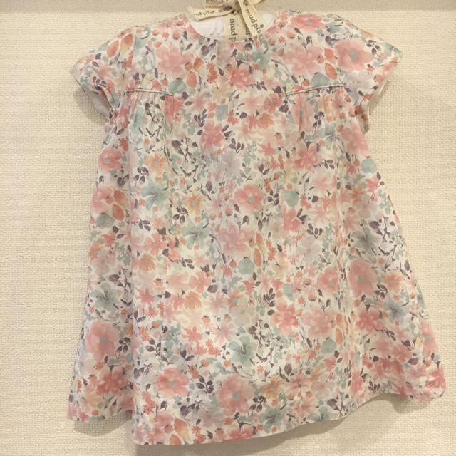 ZARA KIDS(ザラキッズ)のzarababy  褒められ花柄ワンピース♡ キッズ/ベビー/マタニティのベビー服(~85cm)(ワンピース)の商品写真