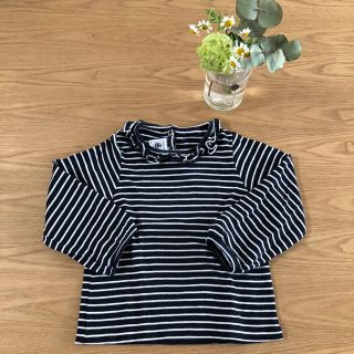 プチバトー(PETIT BATEAU)のプチバトー フリル襟 ボーダーカットソー 86cm 24month(Tシャツ/カットソー)