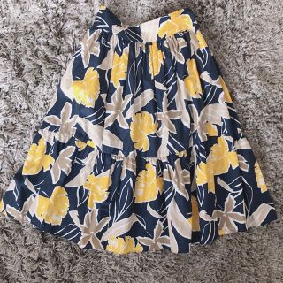 ザラ(ZARA)のいちご様専用(ひざ丈スカート)