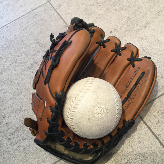 Louisville Slugger(ルイスビルスラッガー)のにゃんこ先生専用 スポーツ/アウトドアの野球(グローブ)の商品写真